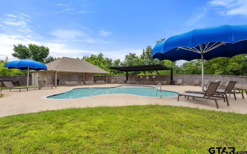 7110 Alexander, Tyler, TX 75707, 4 Bedrooms Bedrooms, ,2 BathroomsBathrooms,Residential,For Sale,7110 Alexander,25004206