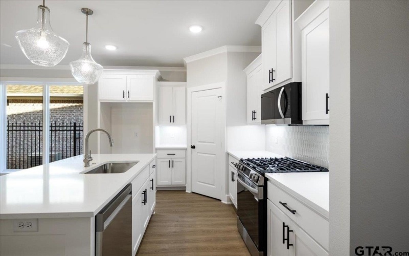 9256 Villas Ct, Tyler, TX 75703, 4 Habitaciones Habitaciones , ,2 BañosBaños,Residential,En Venta,9256 Villas Ct,25004225
