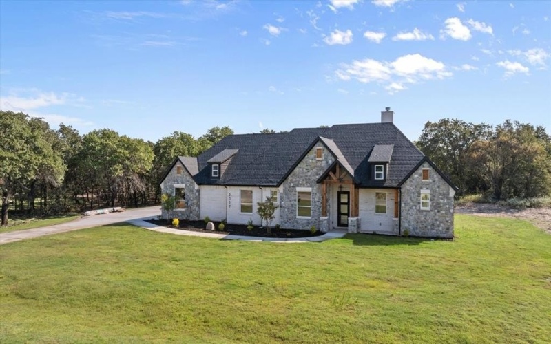 2057 Glenhollow Drive, Weatherford, TX 76088, 4 Bedrooms Bedrooms, ,3 BathroomsBathrooms,Residential,For Sale,2057 Glenhollow Drive,20866596