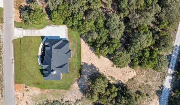 2057 Glenhollow Drive, Weatherford, TX 76088, 4 Bedrooms Bedrooms, ,3 BathroomsBathrooms,Residential,For Sale,2057 Glenhollow Drive,20866596
