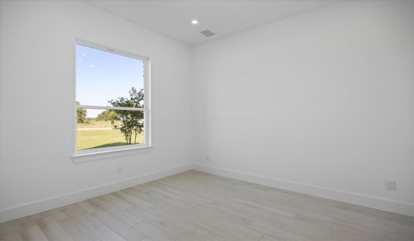 2057 Glenhollow Drive, Weatherford, TX 76088, 4 Bedrooms Bedrooms, ,3 BathroomsBathrooms,Residential,For Sale,2057 Glenhollow Drive,20866596