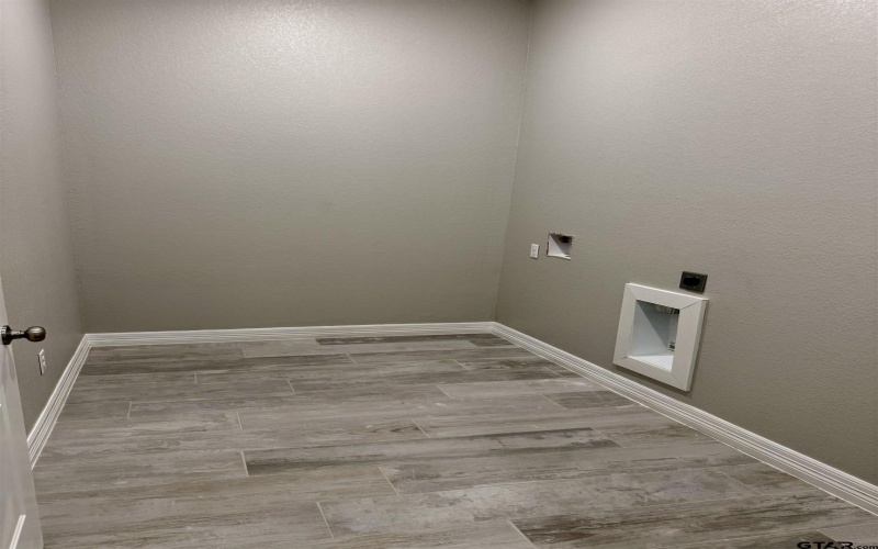 118 PR 6305, Mineola, TX 75773, 3 Bedrooms Bedrooms, ,2 BathroomsBathrooms,Residential,For Sale,118 PR 6305,25004705