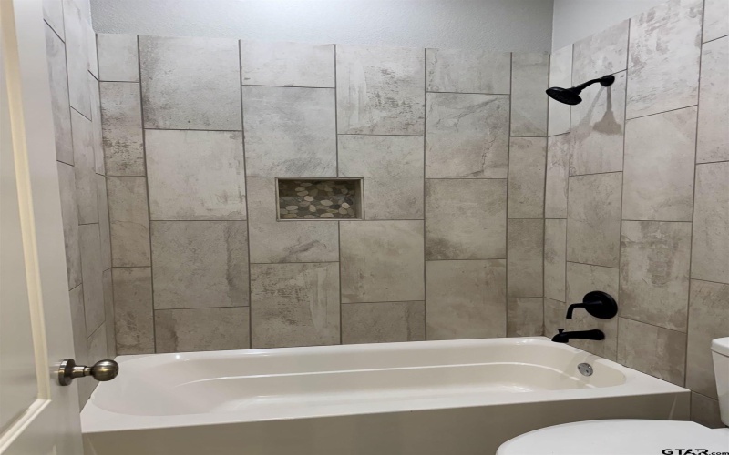 118 PR 6305, Mineola, TX 75773, 3 Bedrooms Bedrooms, ,2 BathroomsBathrooms,Residential,For Sale,118 PR 6305,25004705