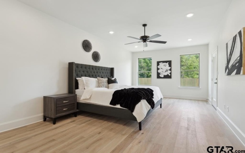 5300 Hollytree Dr, Tyler, TX 75703, 3 Habitaciones Habitaciones , ,2 BañosBaños,Residential,En Venta,5300 Hollytree Dr,25004839