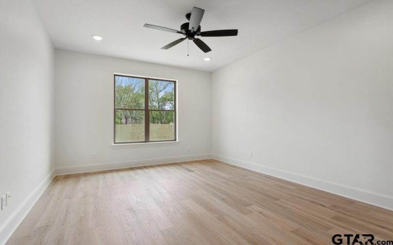 5300 Hollytree Dr, Tyler, TX 75703, 3 Habitaciones Habitaciones , ,2 BañosBaños,Residential,En Venta,5300 Hollytree Dr,25004839