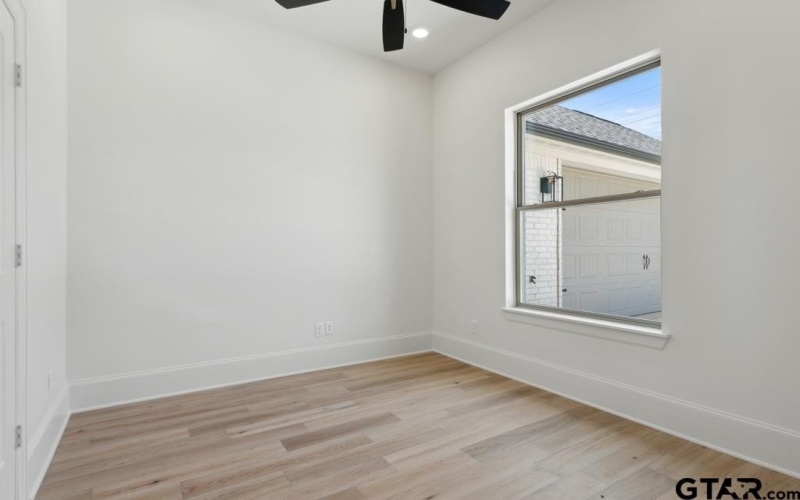 5300 Hollytree Dr, Tyler, TX 75703, 3 Habitaciones Habitaciones , ,2 BañosBaños,Residential,En Venta,5300 Hollytree Dr,25004839
