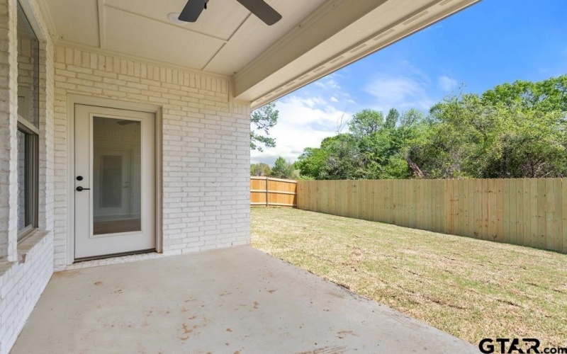 5300 Hollytree Dr, Tyler, TX 75703, 3 Habitaciones Habitaciones , ,2 BañosBaños,Residential,En Venta,5300 Hollytree Dr,25004839