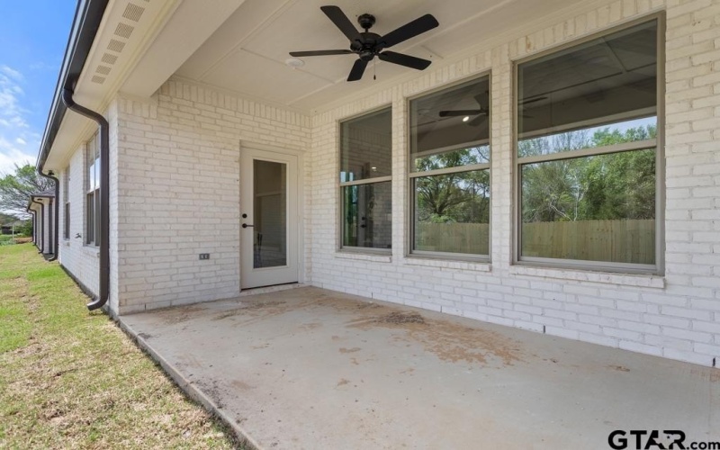 5300 Hollytree Dr, Tyler, TX 75703, 3 Habitaciones Habitaciones , ,2 BañosBaños,Residential,En Venta,5300 Hollytree Dr,25004839