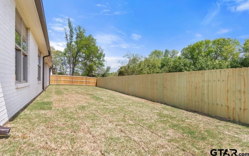 5300 Hollytree Dr, Tyler, TX 75703, 3 Habitaciones Habitaciones , ,2 BañosBaños,Residential,En Venta,5300 Hollytree Dr,25004839