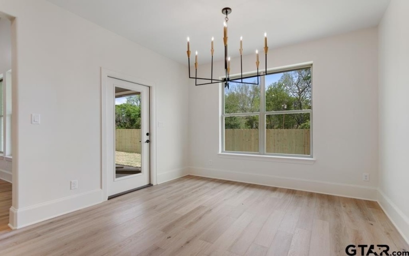 5324 Hollytree Dr, Tyler, TX 75703, 3 Habitaciones Habitaciones , ,2 BañosBaños,Residential,En Venta,5324 Hollytree Dr,25004860