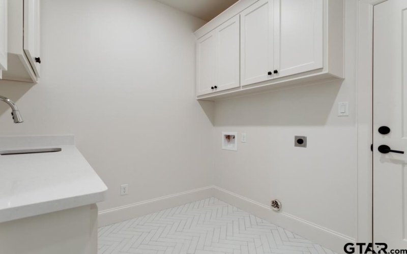 5324 Hollytree Dr, Tyler, TX 75703, 3 Habitaciones Habitaciones , ,2 BañosBaños,Residential,En Venta,5324 Hollytree Dr,25004860