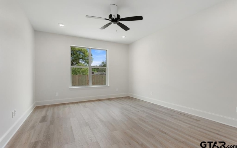 5324 Hollytree Dr, Tyler, TX 75703, 3 Habitaciones Habitaciones , ,2 BañosBaños,Residential,En Venta,5324 Hollytree Dr,25004860