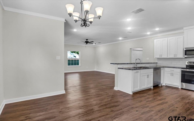 2377 Ridgley Dr, Flint, TX 75762, 3 Bedrooms Bedrooms, ,2 BathroomsBathrooms,Residential,For Sale,2377 Ridgley Dr,25004906