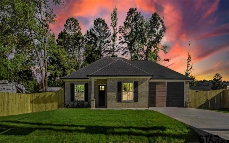 2377 Ridgley Dr, Flint, TX 75762, 3 Bedrooms Bedrooms, ,2 BathroomsBathrooms,Residential,For Sale,2377 Ridgley Dr,25004906