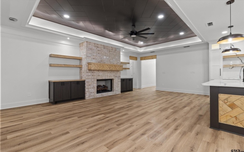 2053 Locklear Ln, Tyler, TX 75703, 4 Habitaciones Habitaciones , ,2 BañosBaños,Residential,En Venta,2053 Locklear Ln,25004922