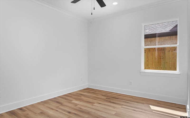 2065 Locklear Ln, Tyler, TX 75703, 4 Habitaciones Habitaciones , ,2 BañosBaños,Residential,En Venta,2065 Locklear Ln,25004926
