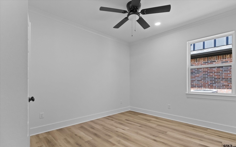 2075 Locklear Ln, Tyler, TX 75703, 4 Habitaciones Habitaciones , ,2 BañosBaños,Residential,En Venta,2075 Locklear Ln,25004928