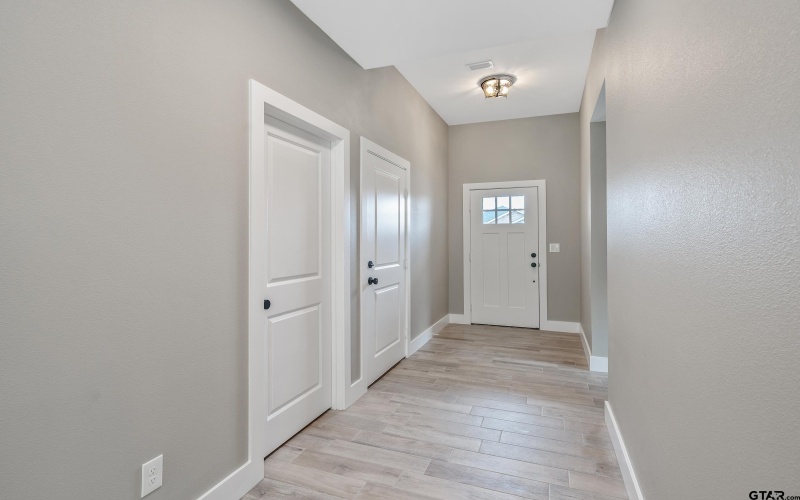 16218 Crossing Circle, Lindale, TX 75771, 3 Habitaciones Habitaciones , ,2 BañosBaños,Residential,En Venta,16218 Crossing Circle,25005274