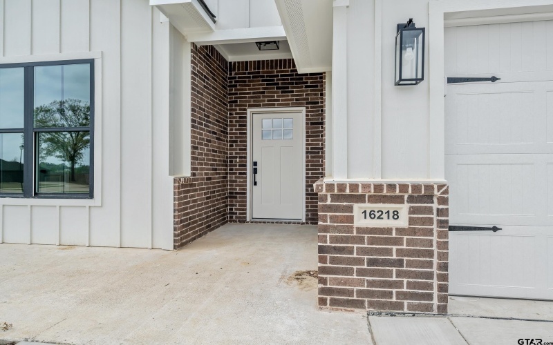16218 Crossing Circle, Lindale, TX 75771, 3 Habitaciones Habitaciones , ,2 BañosBaños,Residential,En Venta,16218 Crossing Circle,25005274