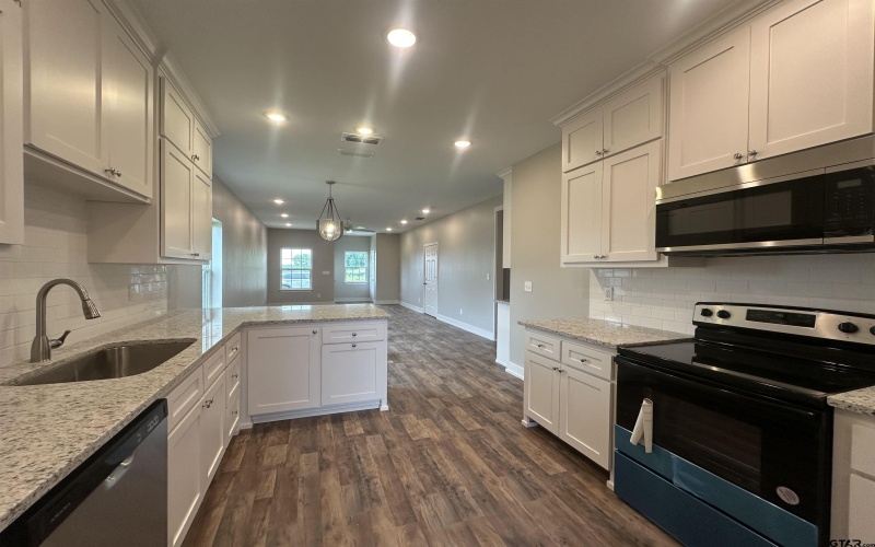 216 Nolan Farms Blvd, Winona, TX 75792, 3 Bedrooms Bedrooms, ,2 BathroomsBathrooms,Residential,For Sale,216 Nolan Farms Blvd,25005297