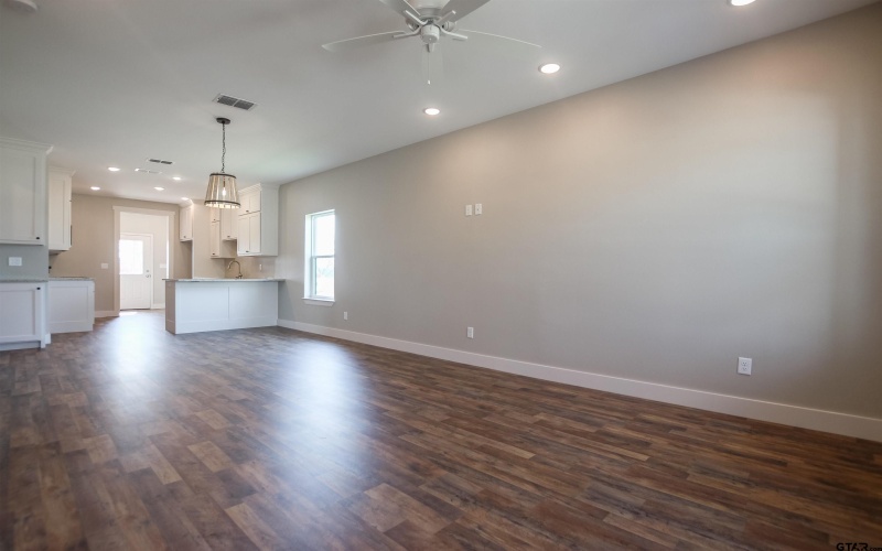 219 Nolan Farms Blvd, Winona, TX 75792, 3 Bedrooms Bedrooms, ,2 BathroomsBathrooms,Residential,For Sale,219 Nolan Farms Blvd,25005299
