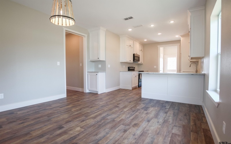 219 Nolan Farms Blvd, Winona, TX 75792, 3 Bedrooms Bedrooms, ,2 BathroomsBathrooms,Residential,For Sale,219 Nolan Farms Blvd,25005299