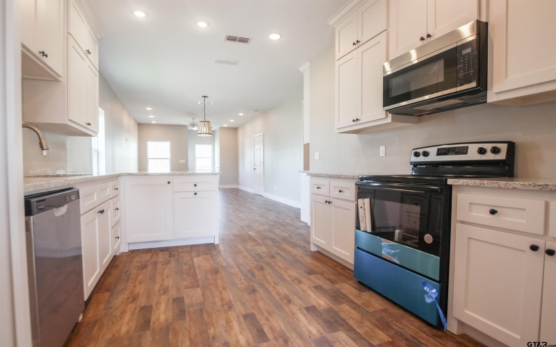 219 Nolan Farms Blvd, Winona, TX 75792, 3 Bedrooms Bedrooms, ,2 BathroomsBathrooms,Residential,For Sale,219 Nolan Farms Blvd,25005299