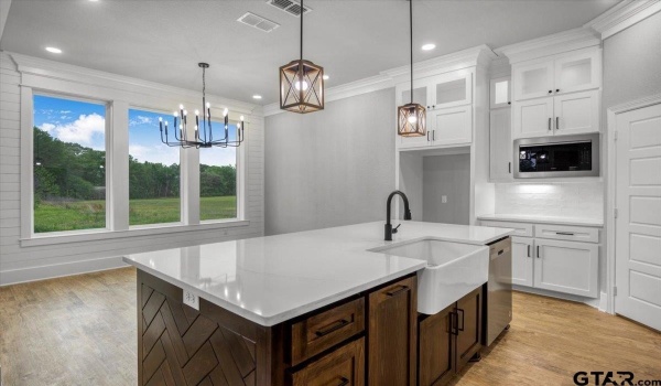 15123 High Country Acres, Tyler, TX 75706, 4 Bedrooms Bedrooms, ,2 BathroomsBathrooms,Residential,For Sale,15123 High Country Acres,25005311