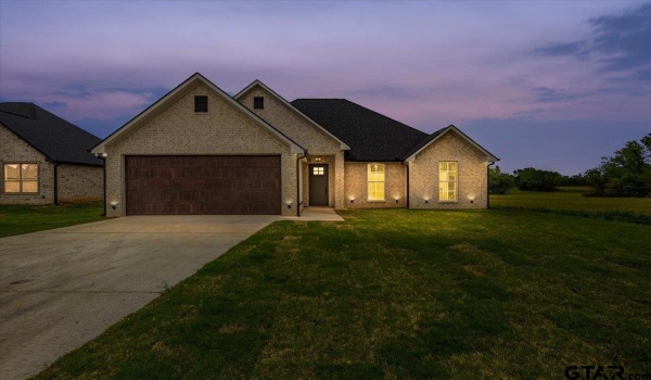 15123 High Country Acres, Tyler, TX 75706, 4 Bedrooms Bedrooms, ,2 BathroomsBathrooms,Residential,For Sale,15123 High Country Acres,25005311