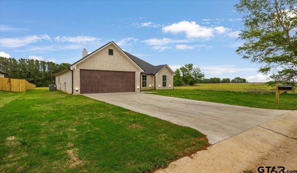 15123 High Country Acres, Tyler, TX 75706, 4 Bedrooms Bedrooms, ,2 BathroomsBathrooms,Residential,For Sale,15123 High Country Acres,25005311