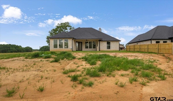 15123 High Country Acres, Tyler, TX 75706, 4 Bedrooms Bedrooms, ,2 BathroomsBathrooms,Residential,For Sale,15123 High Country Acres,25005311