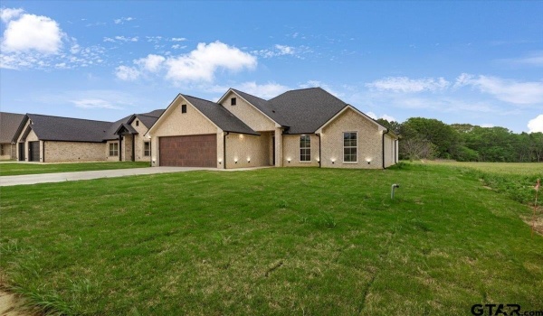 15123 High Country Acres, Tyler, TX 75706, 4 Bedrooms Bedrooms, ,2 BathroomsBathrooms,Residential,For Sale,15123 High Country Acres,25005311