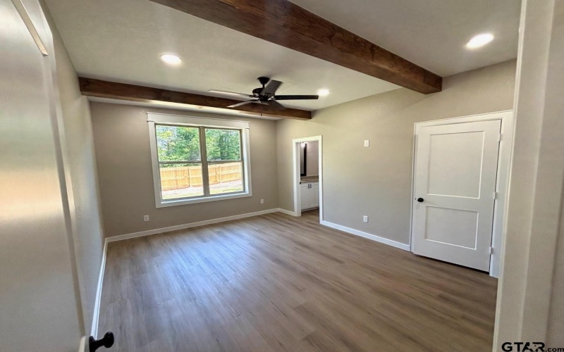 2316 HUGHEY DRIVE, Tyler, TX 75701, 3 Bedrooms Bedrooms, ,2 BathroomsBathrooms,Residential,For Sale,2316 HUGHEY DRIVE,25005479
