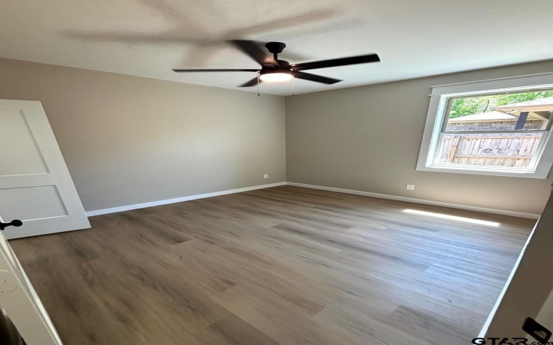 2316 HUGHEY DRIVE, Tyler, TX 75701, 3 Bedrooms Bedrooms, ,2 BathroomsBathrooms,Residential,For Sale,2316 HUGHEY DRIVE,25005479