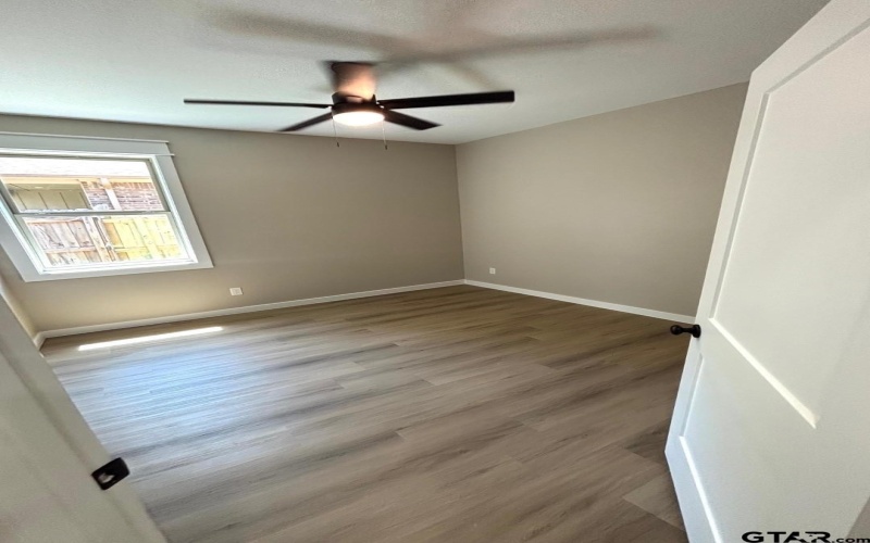 2316 HUGHEY DRIVE, Tyler, TX 75701, 3 Bedrooms Bedrooms, ,2 BathroomsBathrooms,Residential,For Sale,2316 HUGHEY DRIVE,25005479