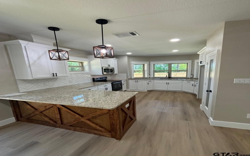 2316 HUGHEY DRIVE, Tyler, TX 75701, 3 Bedrooms Bedrooms, ,2 BathroomsBathrooms,Residential,For Sale,2316 HUGHEY DRIVE,25005479