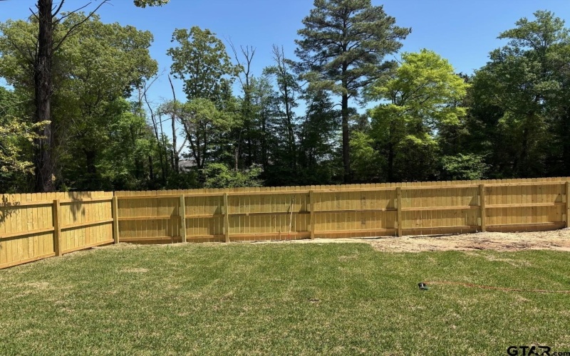 2316 HUGHEY DRIVE, Tyler, TX 75701, 3 Bedrooms Bedrooms, ,2 BathroomsBathrooms,Residential,For Sale,2316 HUGHEY DRIVE,25005479
