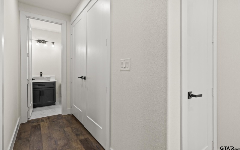 2701 Stone Hedge, Mt Pleasant, TX 75455, 3 Bedrooms Bedrooms, ,2 BathroomsBathrooms,Residential,For Sale,2701 Stone Hedge,25005603