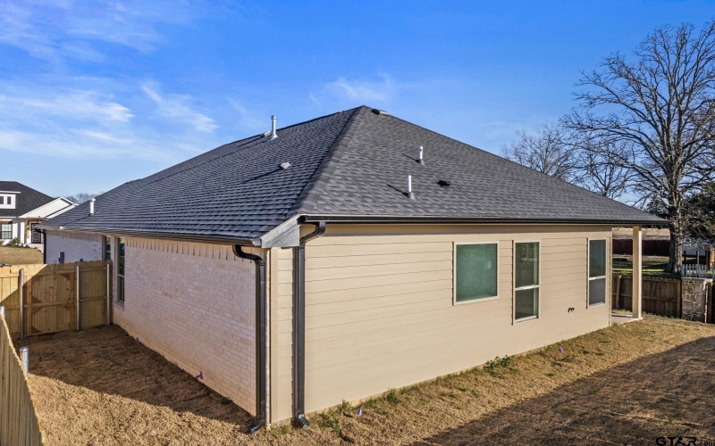 2701 Stone Hedge, Mt Pleasant, TX 75455, 3 Bedrooms Bedrooms, ,2 BathroomsBathrooms,Residential,For Sale,2701 Stone Hedge,25005603