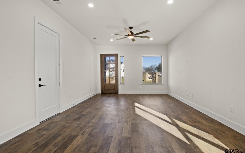 2701 Stone Hedge, Mt Pleasant, TX 75455, 3 Bedrooms Bedrooms, ,2 BathroomsBathrooms,Residential,For Sale,2701 Stone Hedge,25005603