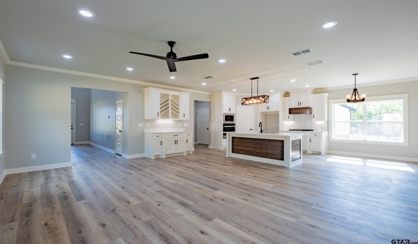 14835 Fallow Ln, Lindale, TX 75706, 4 Bedrooms Bedrooms, ,2 BathroomsBathrooms,Residential,For Sale,14835 Fallow Ln,25005717