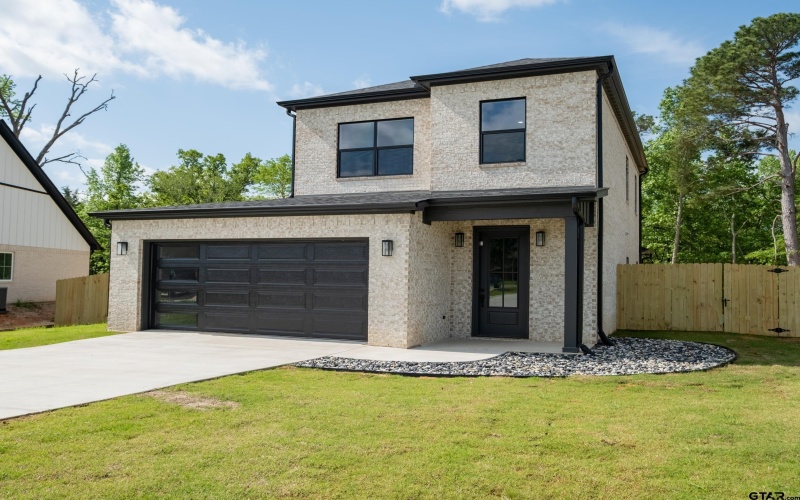 14835 Fallow Ln, Lindale, TX 75706, 4 Bedrooms Bedrooms, ,2 BathroomsBathrooms,Residential,For Sale,14835 Fallow Ln,25005717