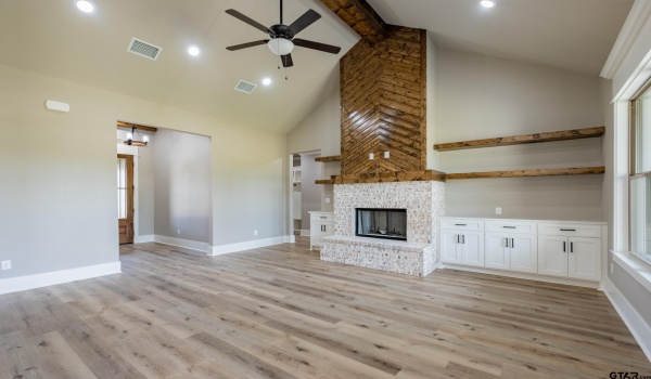 15122 High Country Acres, Lindale, TX 75706, 4 Bedrooms Bedrooms, ,2 BathroomsBathrooms,Residential,For Sale,15122 High Country Acres,25005718
