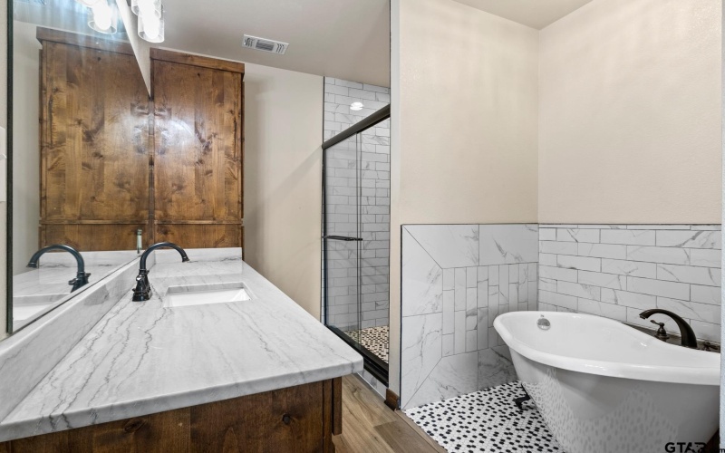 115 County Road 4720, Mt Pleasant, TX 75455, 3 Bedrooms Bedrooms, ,2 BathroomsBathrooms,Residential,For Sale,115 County Road 4720,25005792