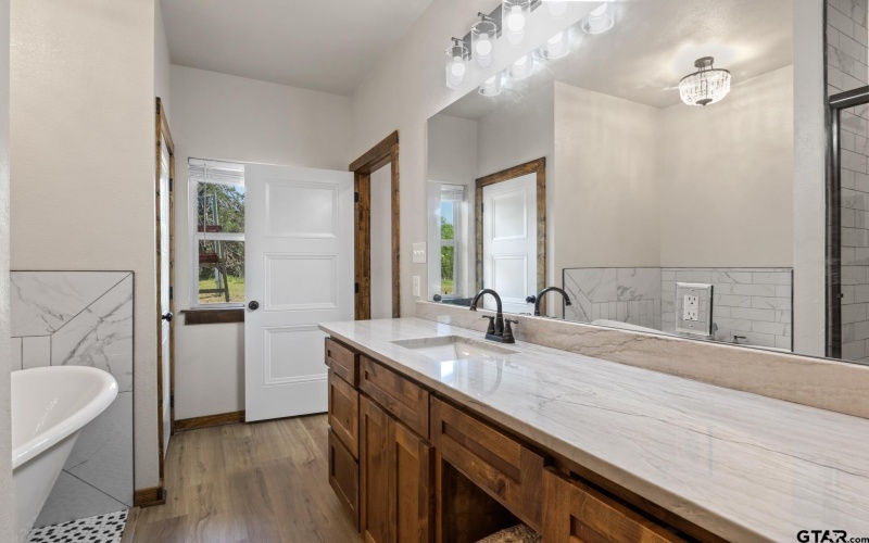 115 County Road 4720, Mt Pleasant, TX 75455, 3 Bedrooms Bedrooms, ,2 BathroomsBathrooms,Residential,For Sale,115 County Road 4720,25005792