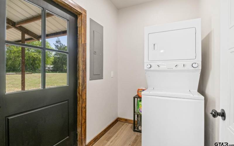 115 County Road 4720, Mt Pleasant, TX 75455, 3 Bedrooms Bedrooms, ,2 BathroomsBathrooms,Residential,For Sale,115 County Road 4720,25005792