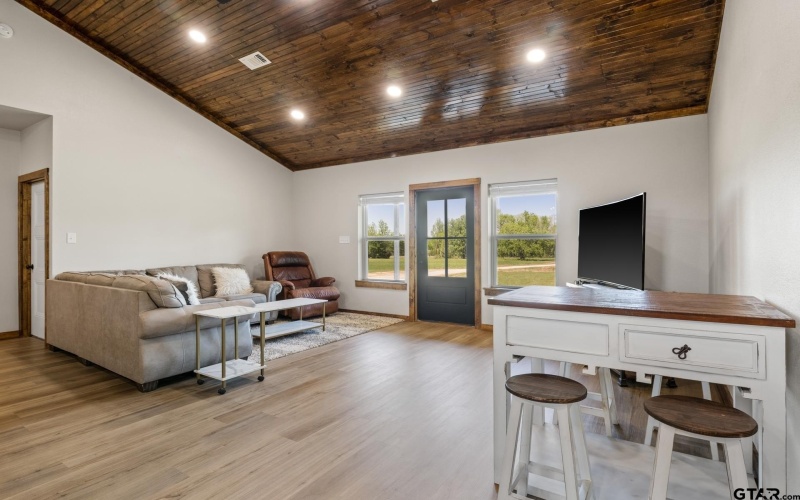 115 County Road 4720, Mt Pleasant, TX 75455, 3 Bedrooms Bedrooms, ,2 BathroomsBathrooms,Residential,For Sale,115 County Road 4720,25005792
