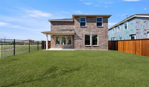 14112 Gallatin, Pilot Point, TX 76258, 5 Bedrooms Bedrooms, ,5 BathroomsBathrooms,Residential,For Sale,14112 Gallatin,20866620
