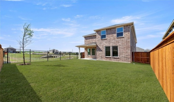 14112 Gallatin, Pilot Point, TX 76258, 5 Bedrooms Bedrooms, ,5 BathroomsBathrooms,Residential,For Sale,14112 Gallatin,20866620