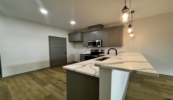 9839 CR 35 UNIT B, Tyler, TX 75706, 3 Bedrooms Bedrooms, ,2 BathroomsBathrooms,Residential,For Sale,9839 CR 35 UNIT B,25005831
